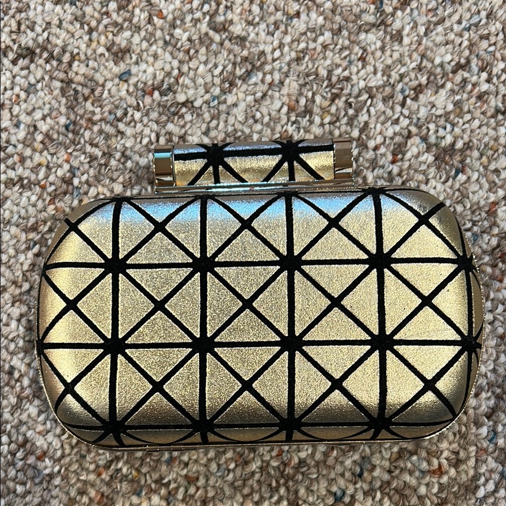 La Regale Geometric Gold and Black Clutch
